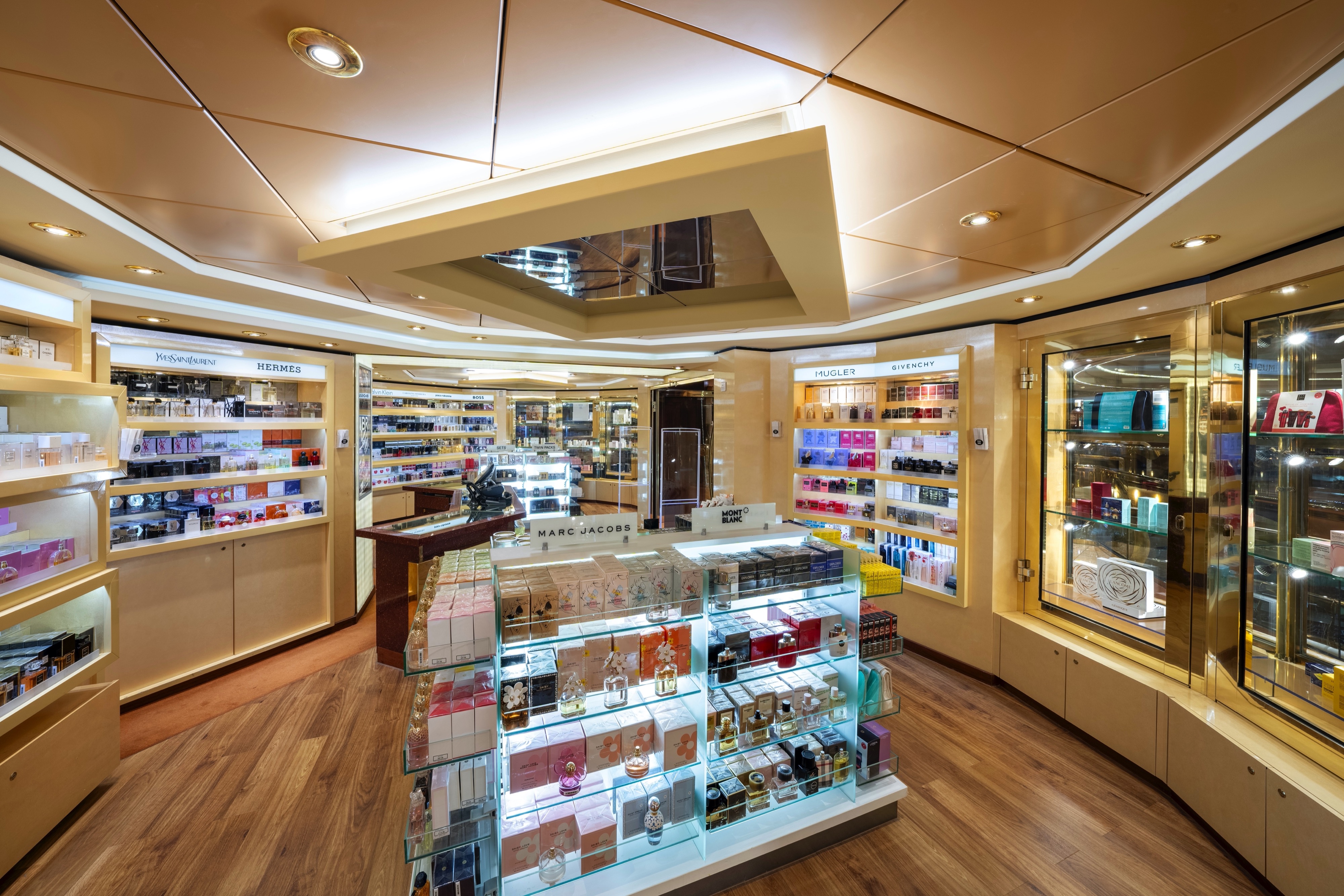 MSC Fantasia - Shopping